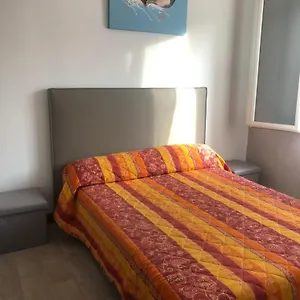 Bed & Breakfast Chez Grand Mere, Le Perthus